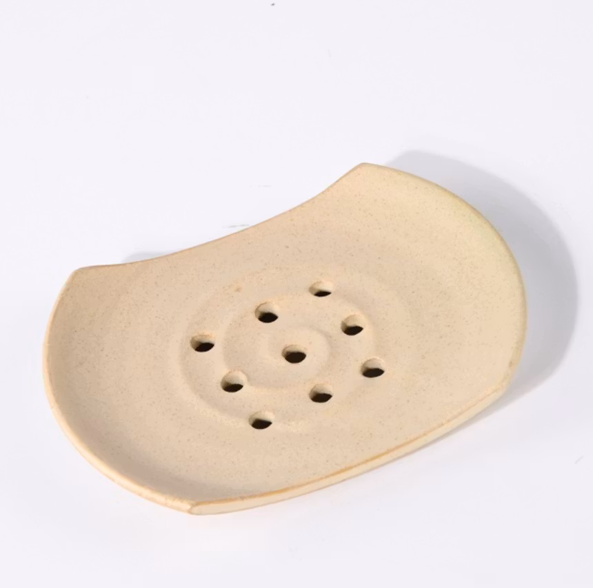 Tvålkopp, tvålfat med avrinningshål, keramik. Krämfärgad, ca 11 x 8 cm. Ovala kortsidor. Fair Trade Vietnam.