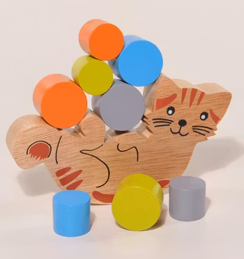 Balansspel i trä, Lekande katt, nio delar