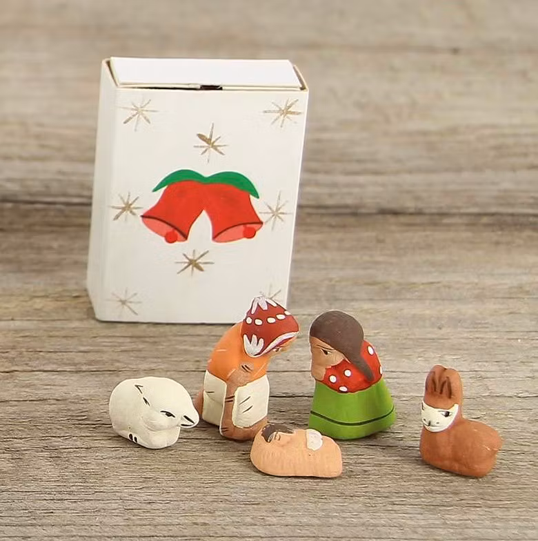 Julkrubba i liten ask, 5 figurer, keramik, Peru, Fair Trade