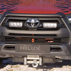 Lazer Triple-R 750 Elite Gen 2 Grillkit Toyota Hilux Invincible-X 2021-