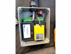 Metallbox för inbyggnad av varvtalsregulator 121x145x56