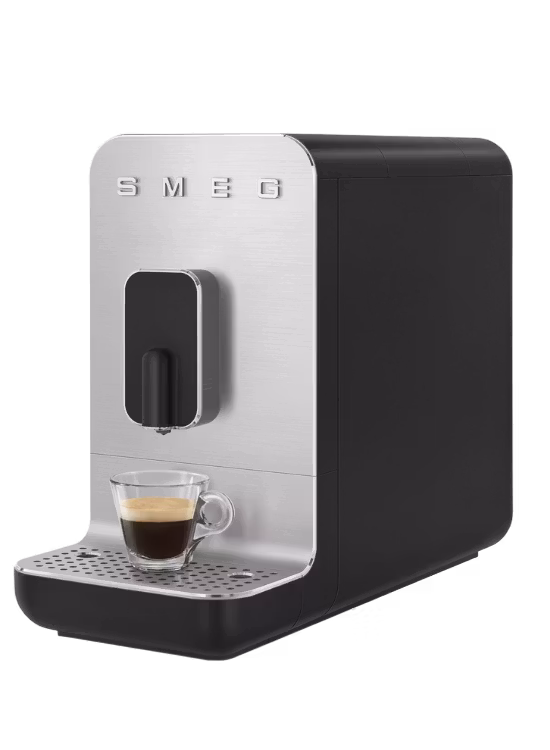 Smeg fuldautomatisk kaffemaskine Sort