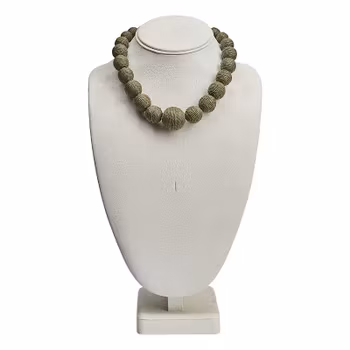 Halsband Amelia - olivgrön