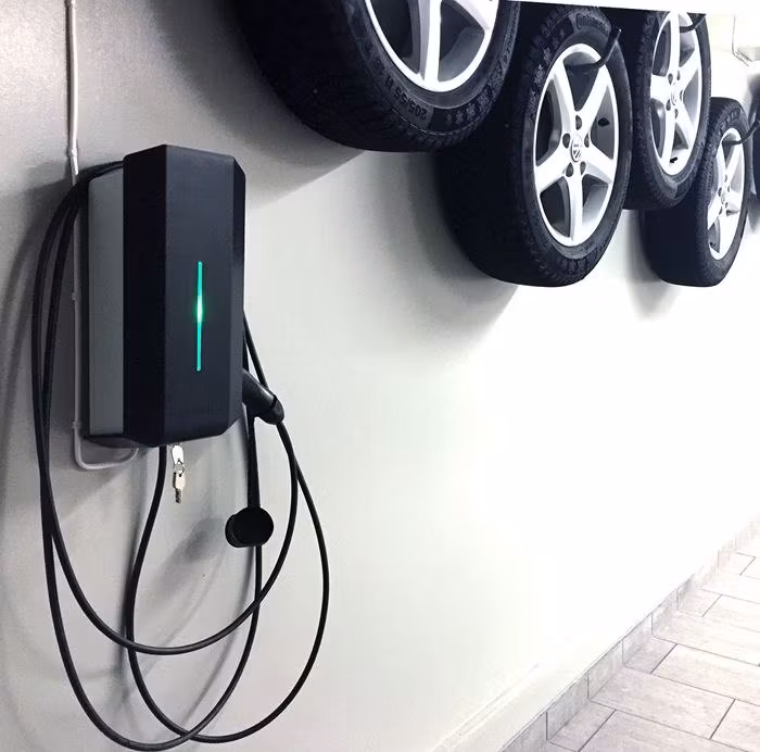 Garo GLB laddbox 22kW fast kabel, Typ 2 på vägg