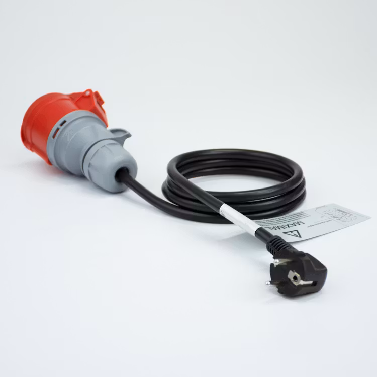 Adapter Schuko till CEE 16A 3-fas