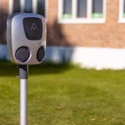 Poleplate Charge Amps Aura