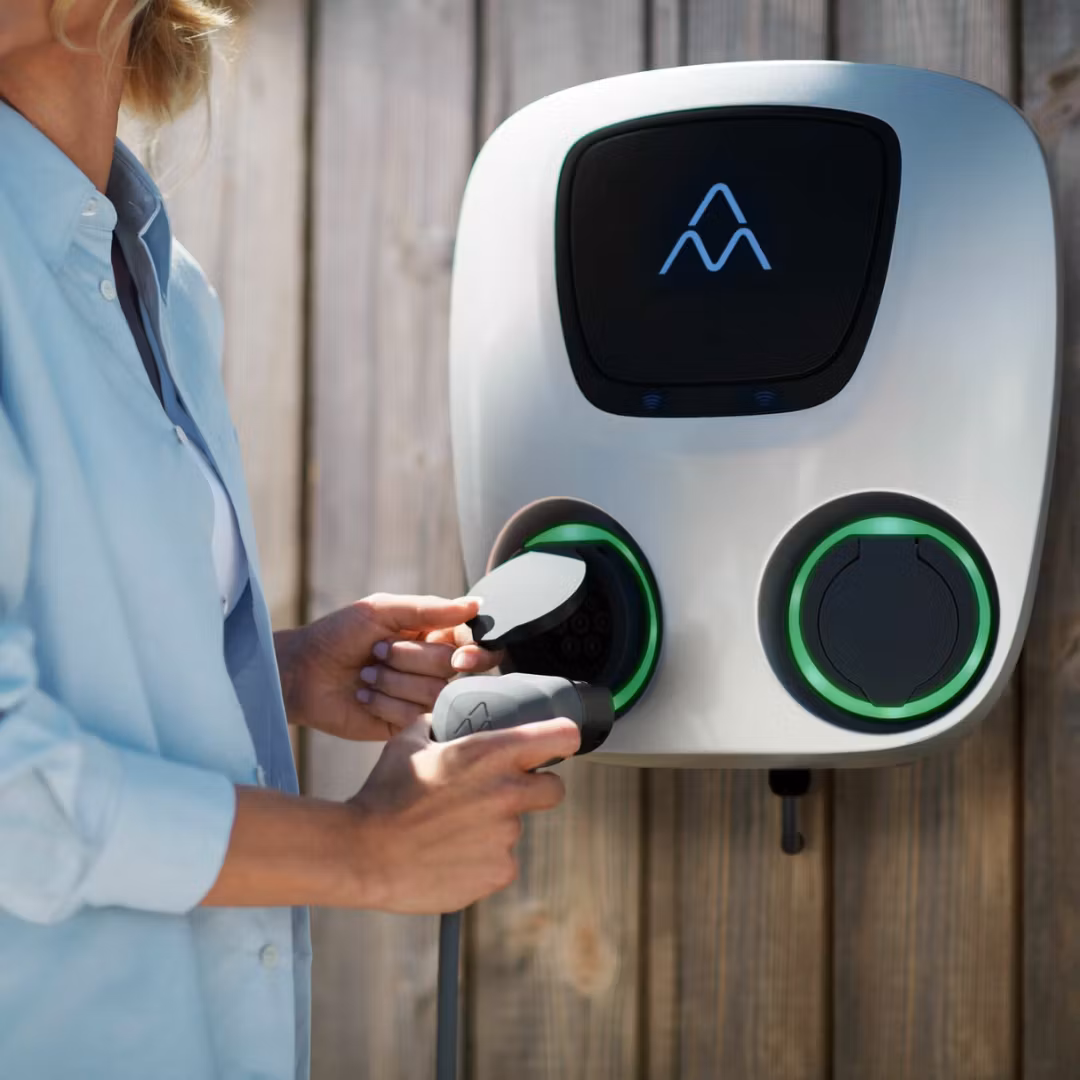 ladda bilen med charge amps aura