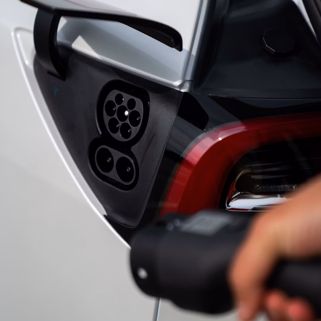 Laddkabel med Tesla knapp svart