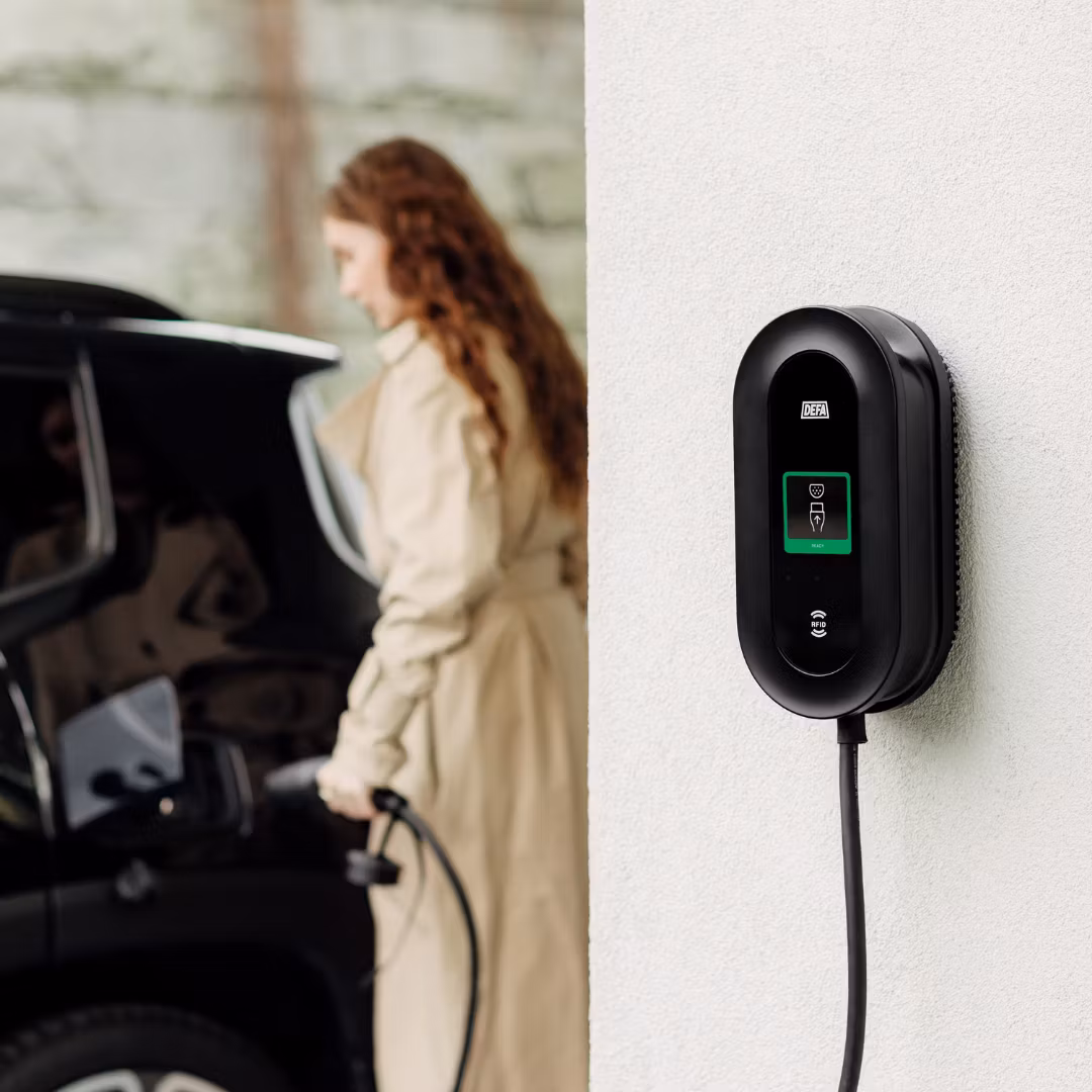 Ladda elbil med Defa Power