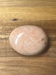 Peach månsten B
