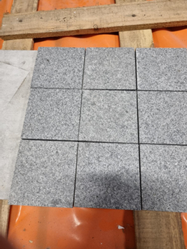 1: Granit - Golvplattor G654-Ljusgrå Flammade, ca 25m2