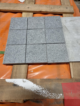 1: Granit - Golvplattor G654-Ljusgrå Flammade, ca 25m2