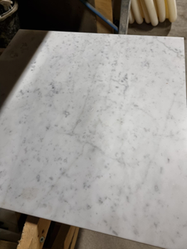 4: Marmor plattor- Bianco Carrara C/D, Finslipade , ca 9 m2