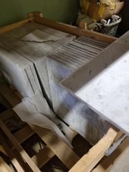 4: Marmor plattor- Bianco Carrara C/D, Finslipade , ca 9 m2