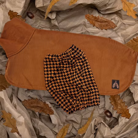 Silkedekken sett karamellfarged cordfløyel M