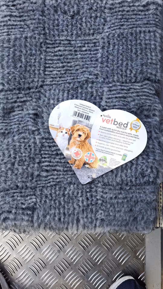 Vet Bed (100x75 cm) Select Charcoal Feather Weave