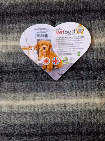 Vet Bed (100x75 cm) Select Charcoal Wolf Stripe