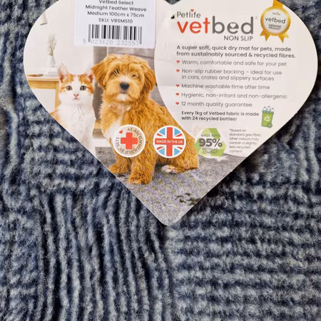 Vet Bed (100x75 cm) Midnight Feather Weave