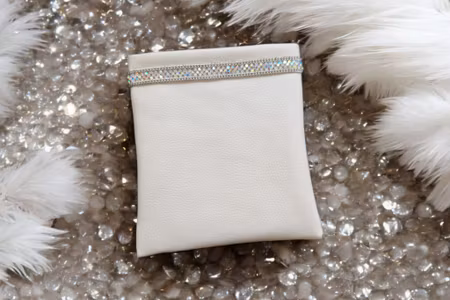 Godbitlomme kittfarget m/strassbånd 11x11cm