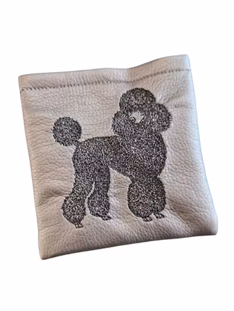 Godbitlomme Støvet Sølv m/maskinbrodert Puddel 11x11cm