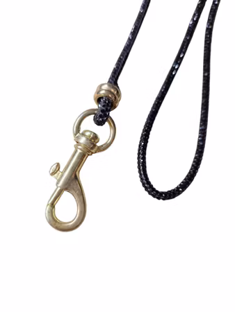 Hemeli Design Utstillingsbånd sort glitter/ gull krok ca110cm