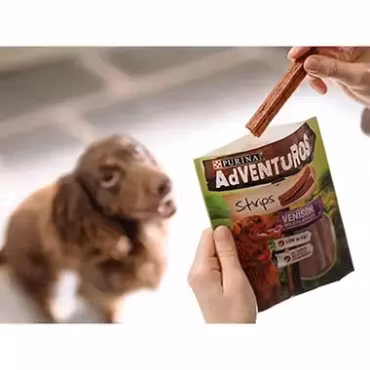 Purina ADVENTUROS Strips med smak av Vilt
