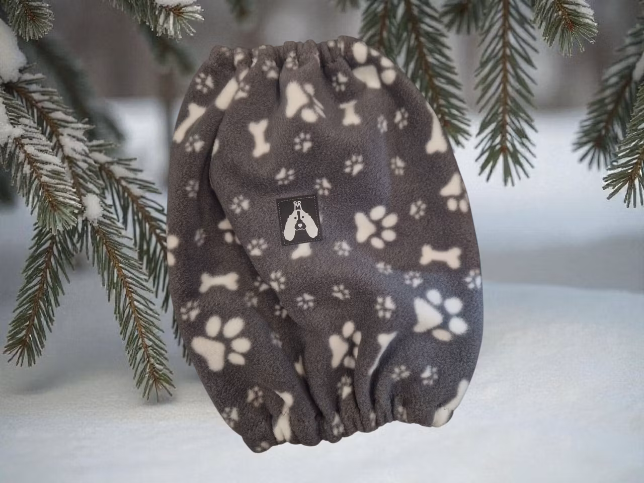 Fleece ørehette grå med hundepoter S