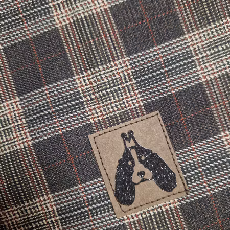 Silkedekken mørk brun rutet L