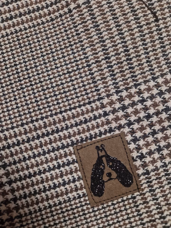 Silkedekken mørk brun/beige rutet L