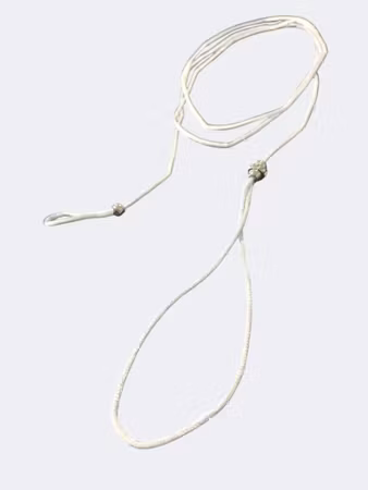 Hemeli Design Utstillingsbånd hvit nylon m/sølv 130 cm