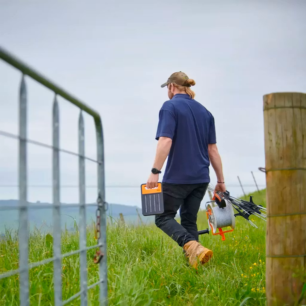 Enkel att bära med - Solcellsaggregat Gallagher S20Li