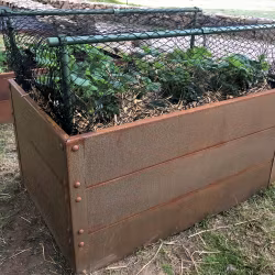 Plast- och näthöjare för odling, Grön