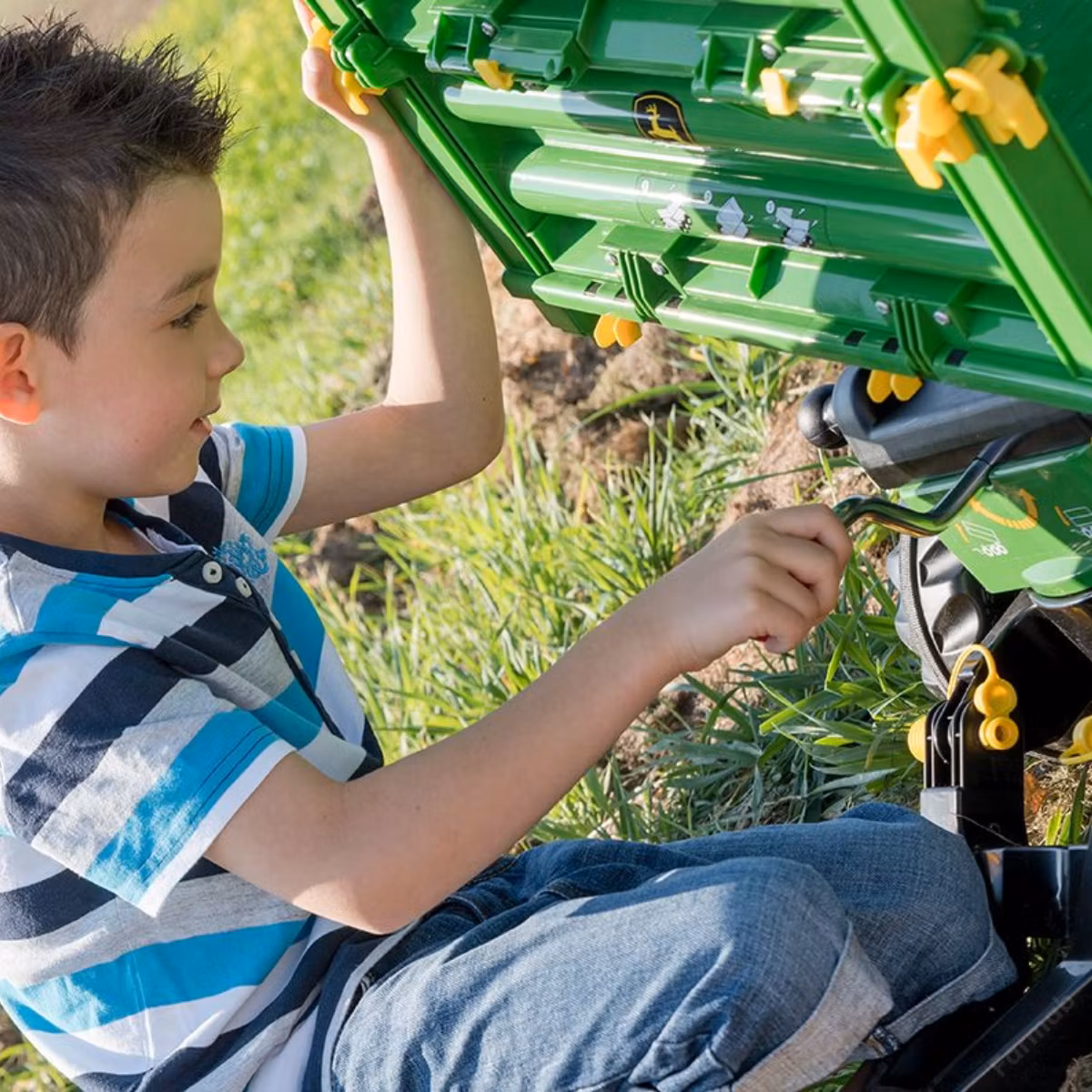 Rolig och lärorik lek med RollyMulti John Deere