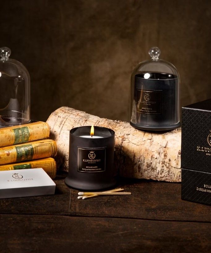 DOFTLJUS MED GLASKUPA BLACK CASHMERE / PATCHOULI OCH TRÄ