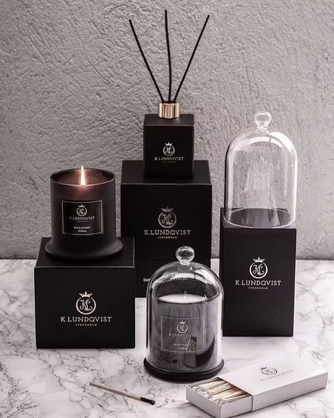 DOFTLJUS MED GLASKUPA BLACK CASHMERE / PATCHOULI OCH TRÄ