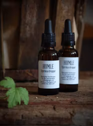 Gåva på köpet - HUMLE - Djuriska droppar. Mild och kraftfull öronrengöring för din hund