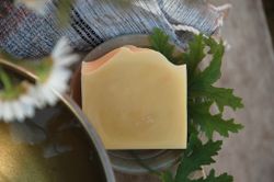 Humletvål Torpalyckan- Med ljuvliga dofter av Pelargon och citrus!