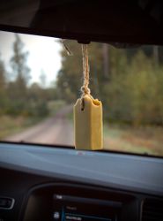 HUMLE-baum naturlig väldoft i bilen