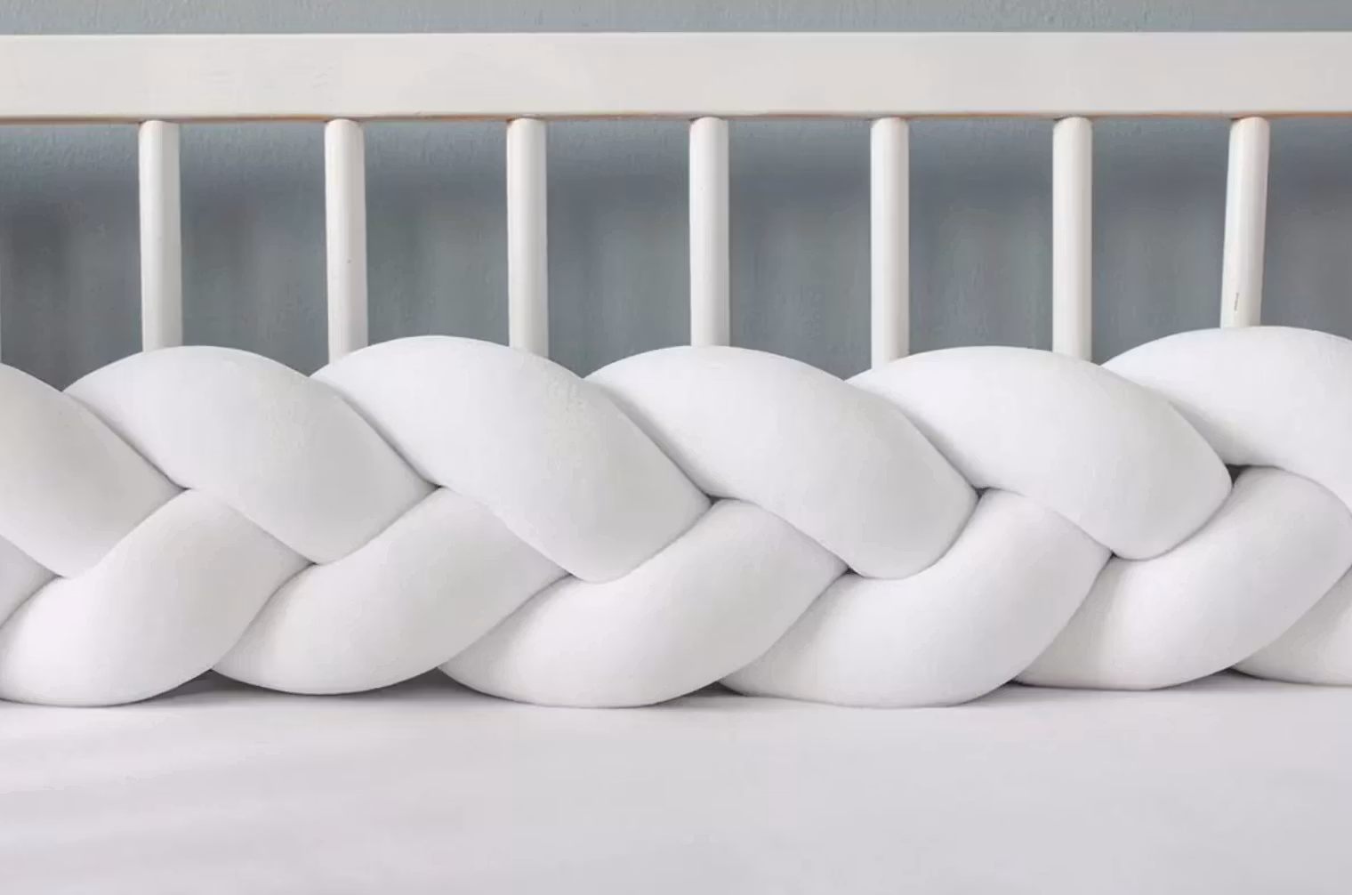 Sengekant flettet, Hvit