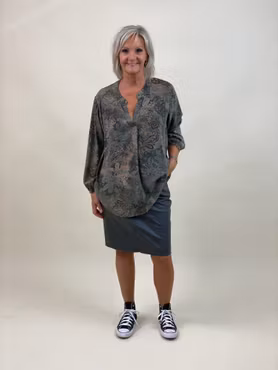 Blus: Claudia