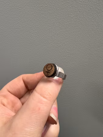 Justerbar ring - trä coin