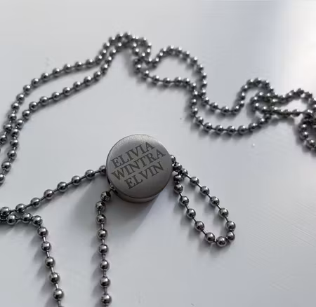 Halsband: story of my life