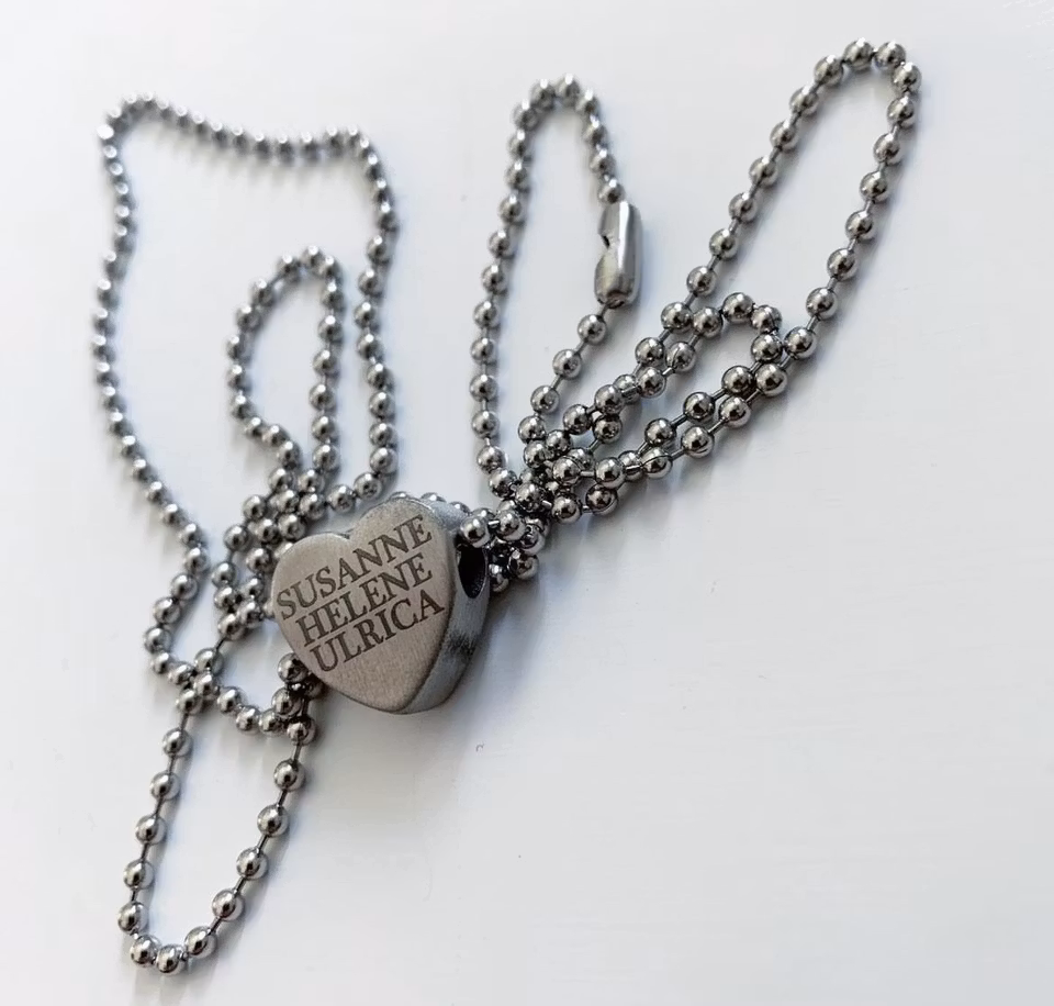 Halsband: story of my life