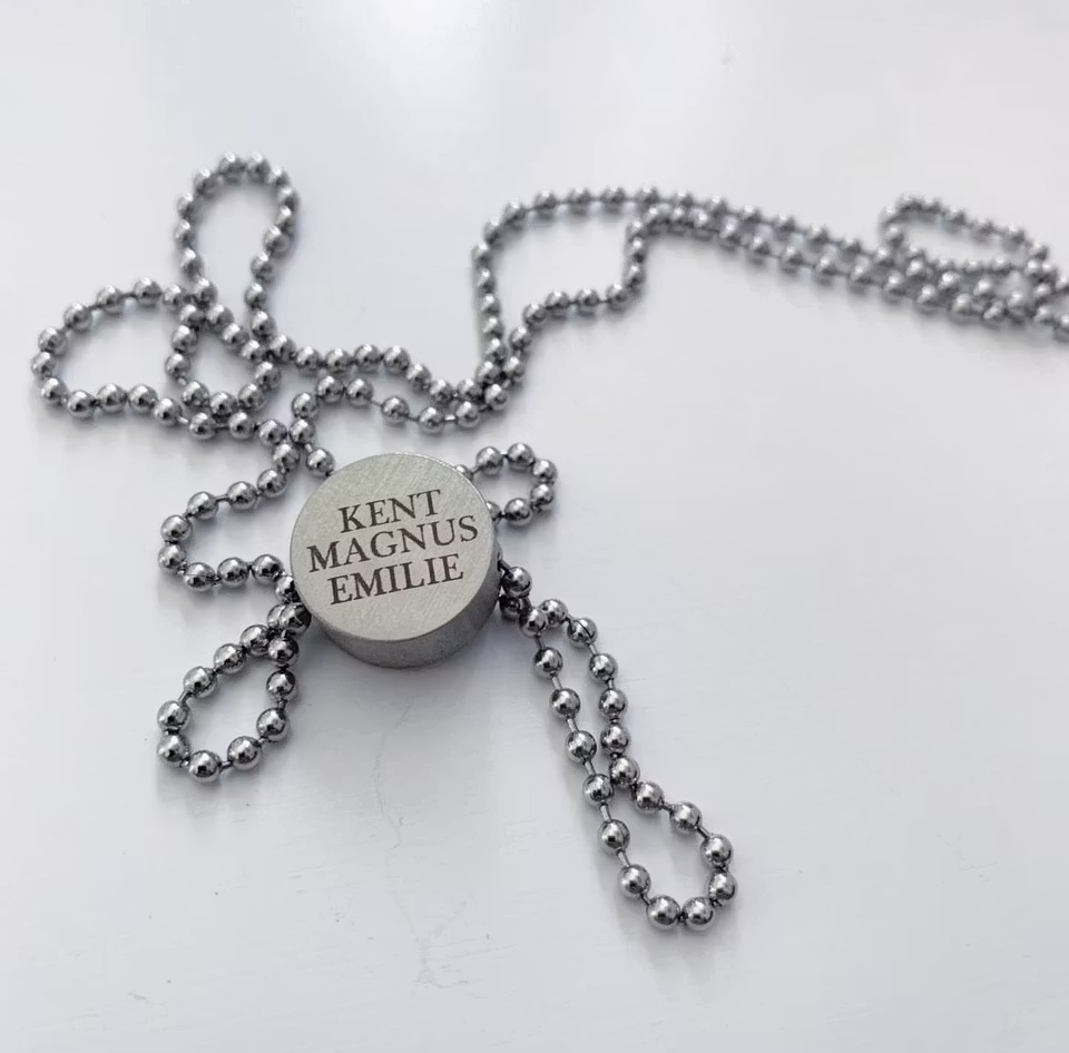 Halsband: story of my life