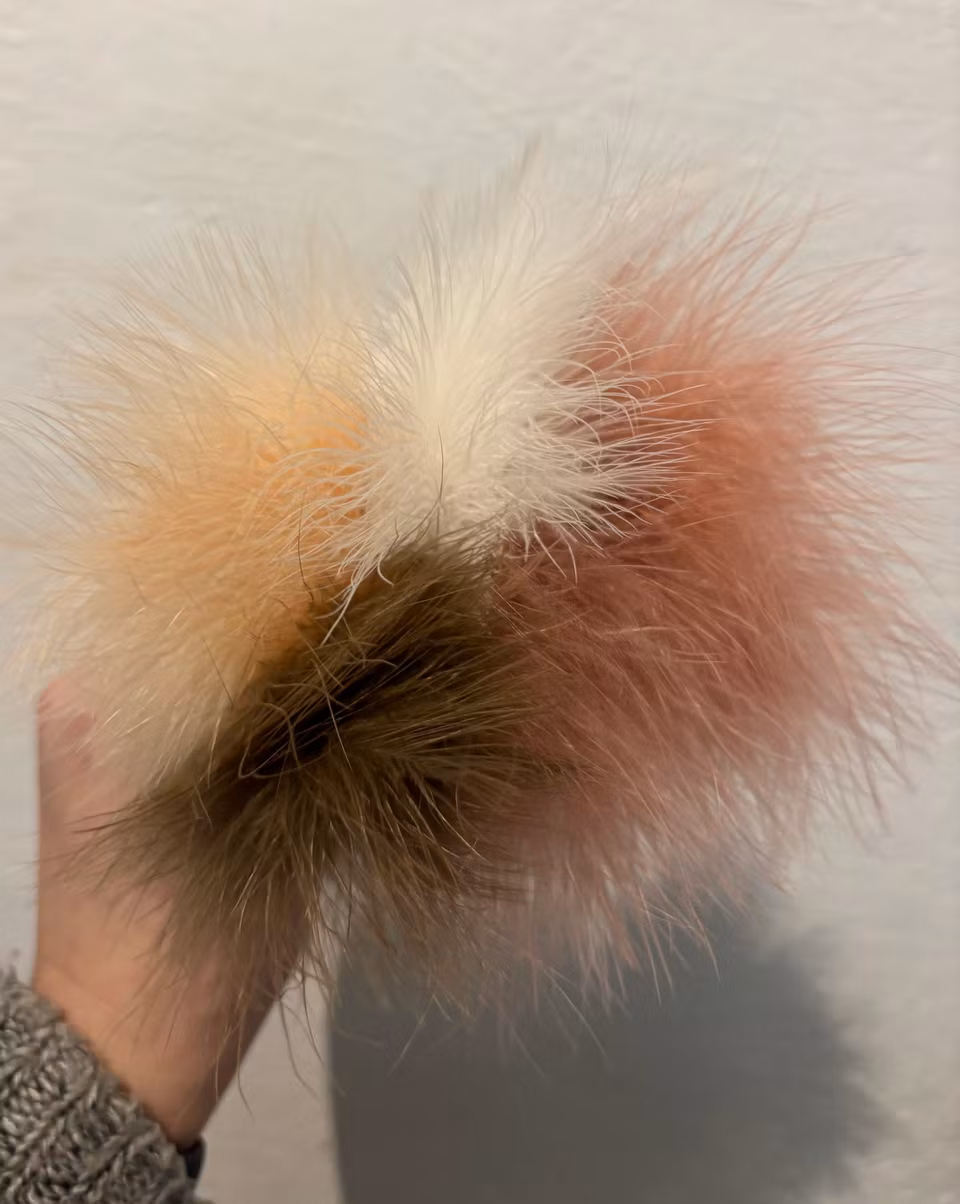 Fluffiga fjädrar (per styck)