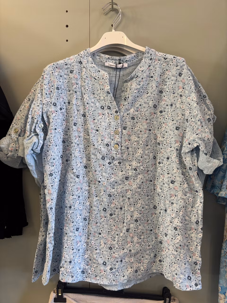 Blus: Sofia