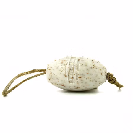 Tvålboll med kokosmjölksskrubb