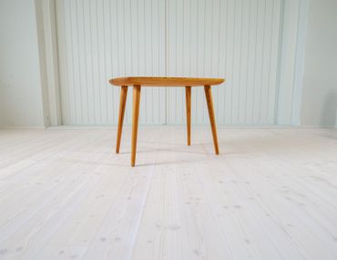 Midcentury Modern Coffe Table in Pine Sweden 1940s