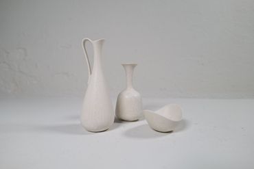 Midcentury Modern Set of 3 Ceramic Pieces Rörstrand Gunnar Nylund, Sweden, 1950s