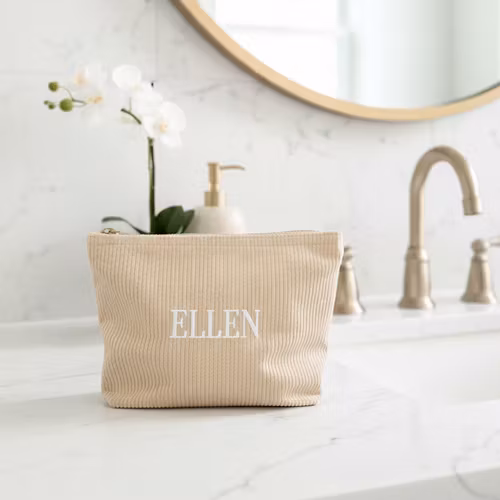 Beige necessär med namn